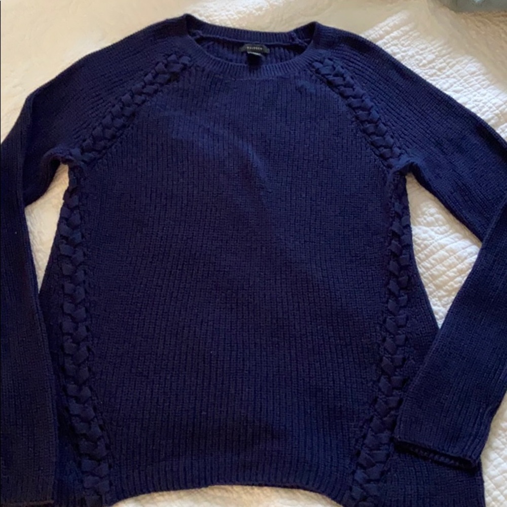 NWOT Halogen Navy Sweater